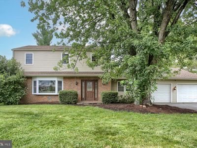 821 Mandy Ln, Camp Hill, PA, 17011