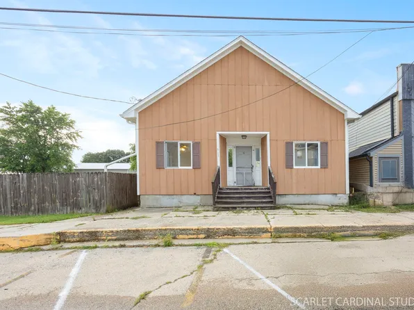 111 S Viking Vie, Lee, IL 60530