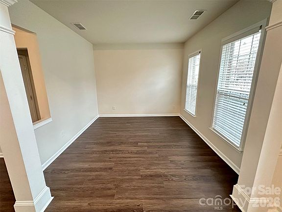 3rd image of 7633 Rathburn Ln