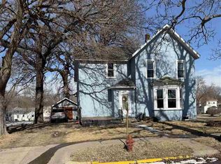 100 Greenback St NW, Sleepy Eye, MN 56085