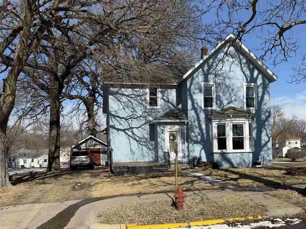 100 Greenback St NW, Sleepy Eye, MN 56085