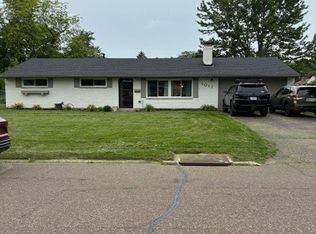 1017 Donson Dr, Dayton, OH 45429
