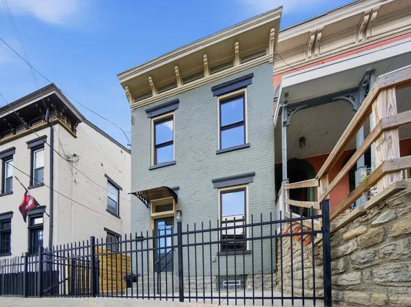 1707 Highland Ave, Cincinnati, OH 45202