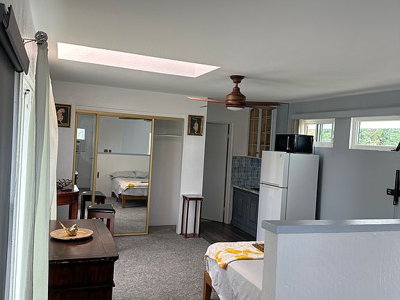 2nd image of 33 Nawiliwili St