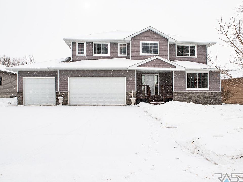 1st image of 1329 W Whitechurch Ln