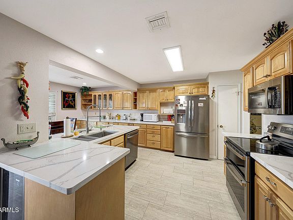 2nd image of 10722 W TROPICANA Circle