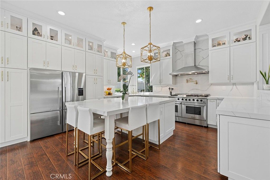 6 Coffeeberry Ct
