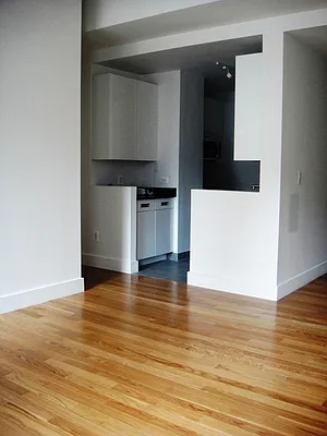 Rented by Citi Habitats | media 32
