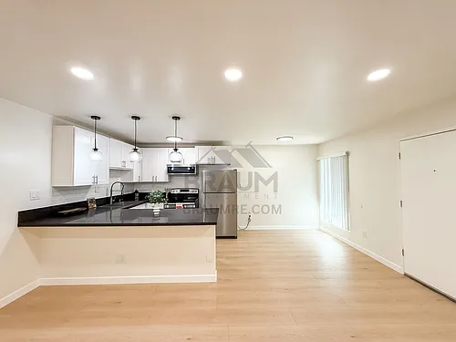 5611 FULCHER PROPERTY, LLC Photo 1