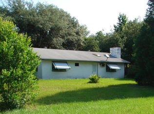 154 Sioux Ave, Interlachen, FL 32148