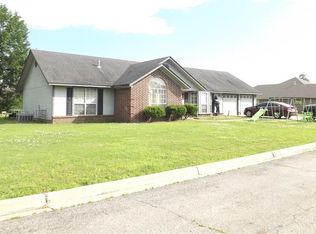 111 Choctaw Dr, Roland, OK 74954