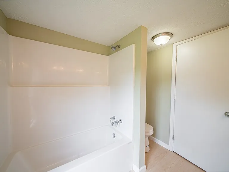 70 Shephard Dr — Photo 11