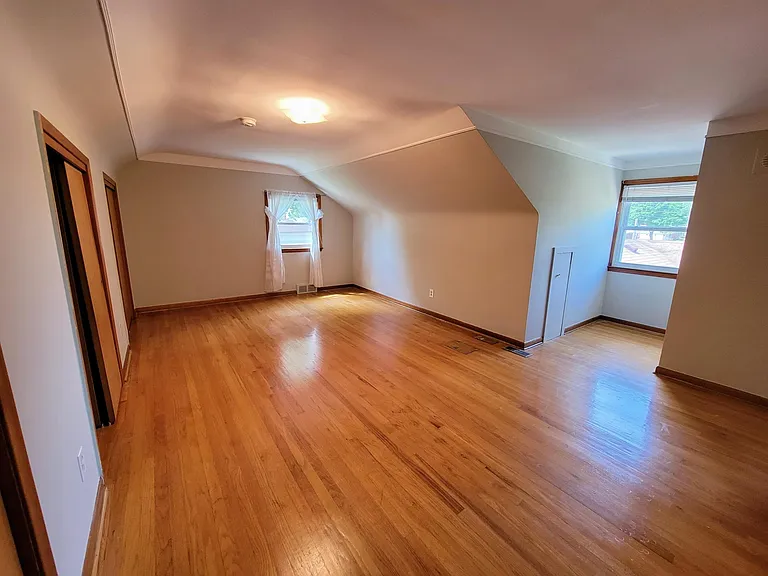 19801 Edmunton St — Photo 17