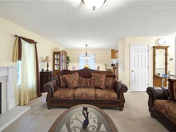 5th image of 3405 Ravenwood Dr