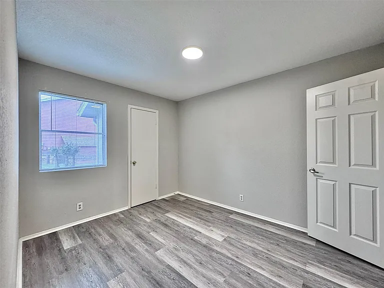 2110 Blue Meadow Dr #A — Photo 23