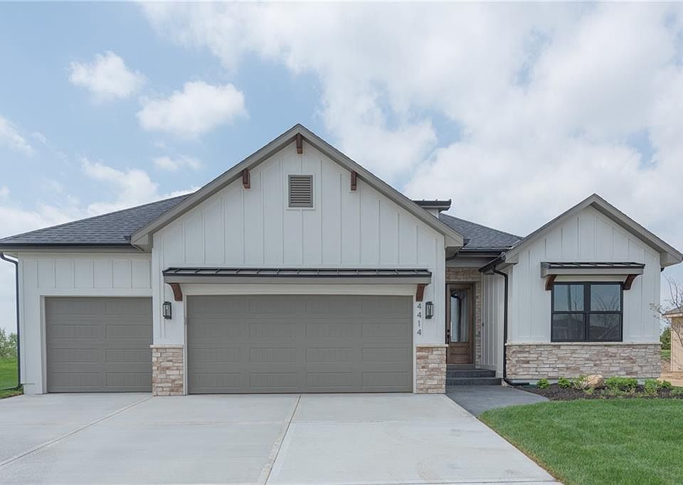 1st image of 4250 Aspen Dr