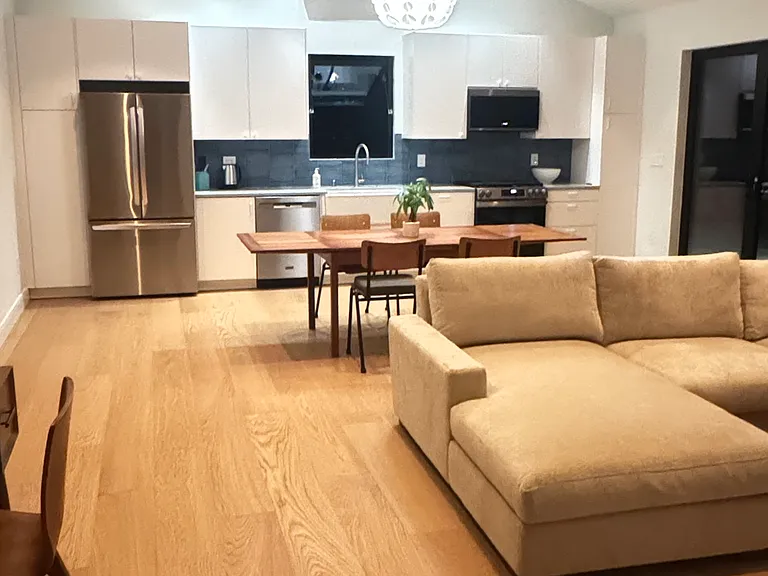 1714 Oak St #B — Photo 12