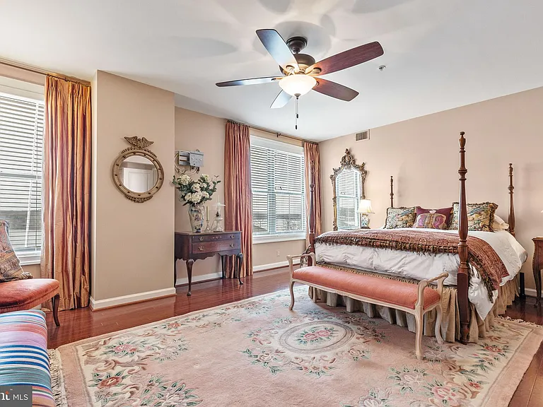 485 Harbor Side St #904 — Photo 23