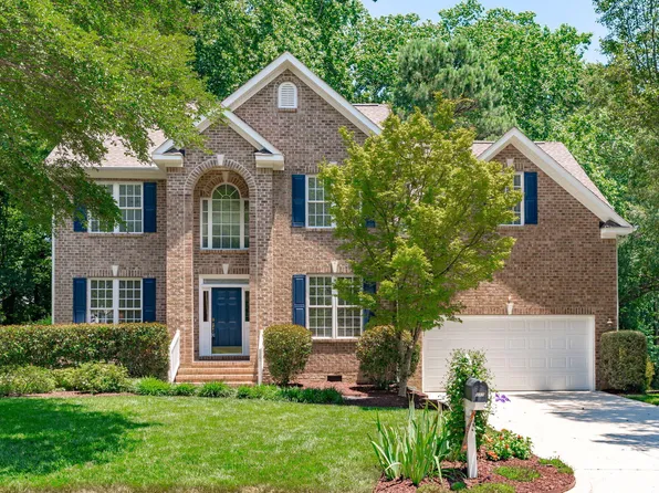 117 Drakewood Pl, Cary, NC 27518