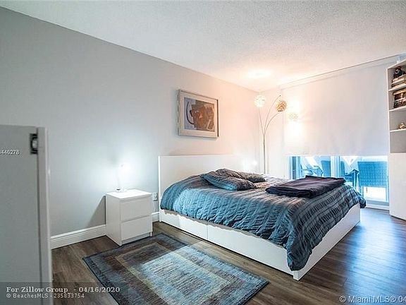3rd image of 21205 Yacht Club Dr APT 410
