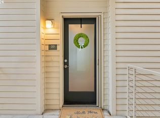 4280 S Corbett Ave Unit 201, Portland, OR 97239