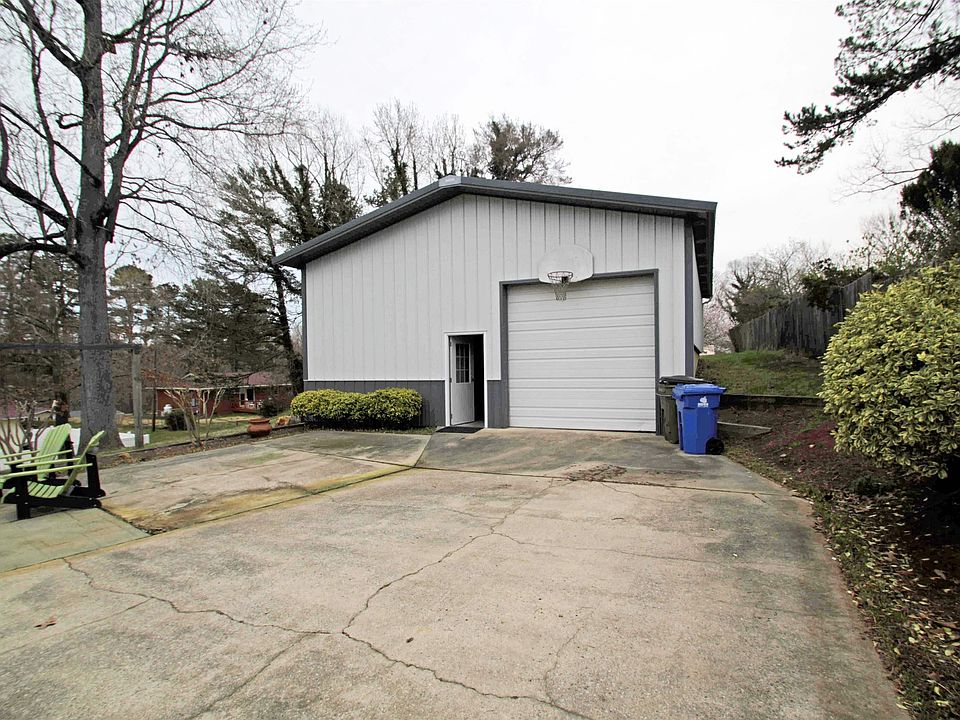 186 West Dr, Thomasville, NC 27360 Zillow