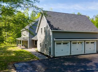 47 Ledgewood Dr, Readfield, ME 04355