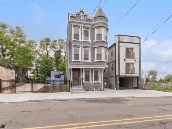 422 S 18Th, Newark City, NJ 07108