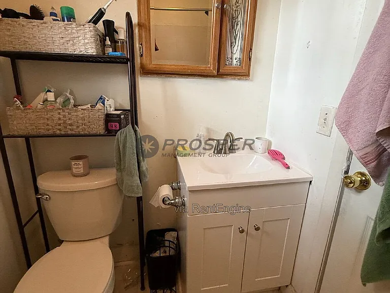 45 Drake St — Photo 8