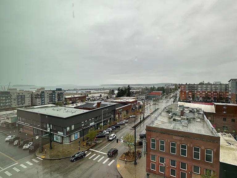 709 Northwest View