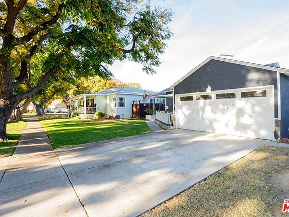 2nd image of 3868 Ladoga Ave