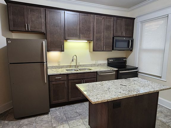 2nd image of 2621 Girard Ave S APT 2