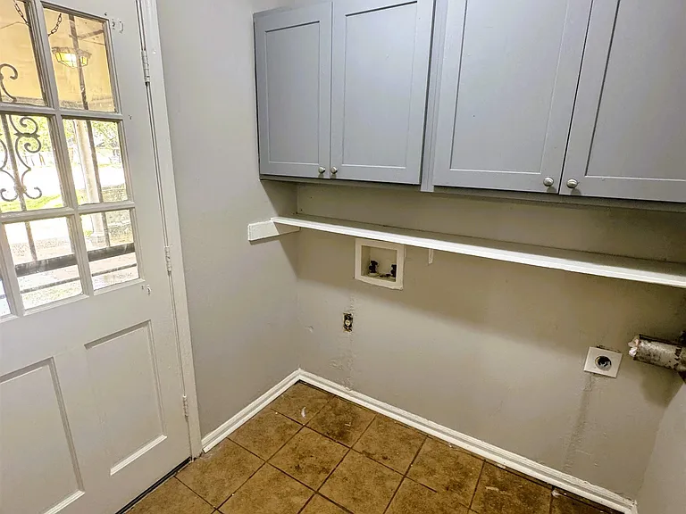 5209 Yale Rd — Photo 13