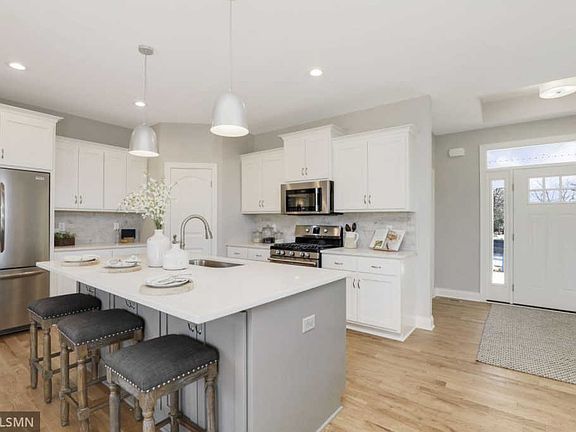 3rd image of 6484 Harkness Ave