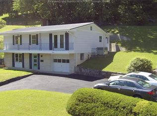 111 Cedar St, Logan, WV 25601