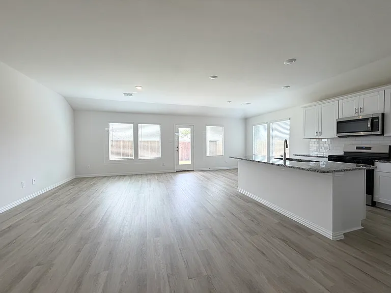 2625 Grand Teton Dr — Photo 18