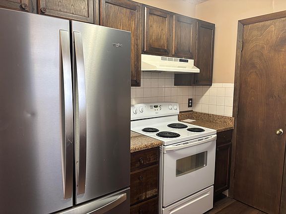 5th image of 2829 W Crawford Ave