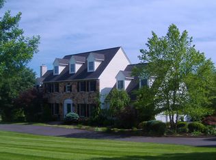 4971 Gloucester Dr, Doylestown, PA 18902