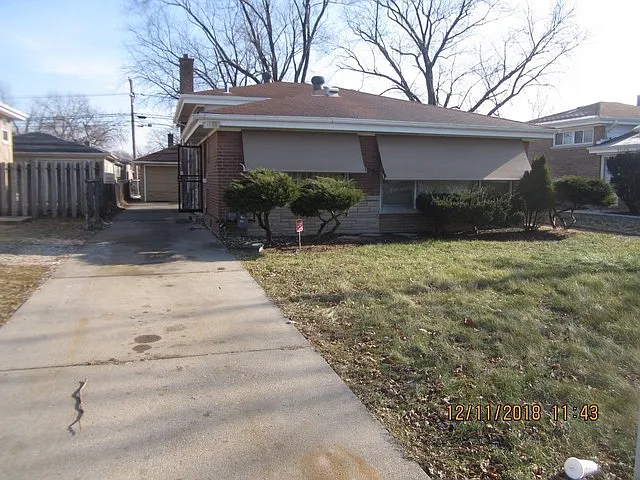 1359 Buffalo Ave photo 1