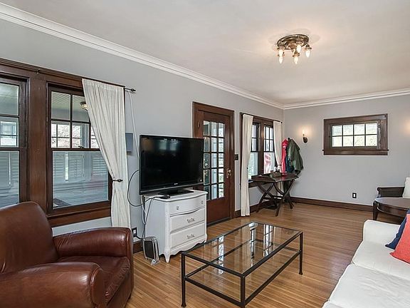 5th image of 5412 Carrollton Ave