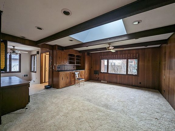 5th image of 3845 Washington Blvd