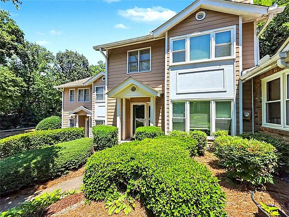 4th image of 184 Peachtree Hollow Ct
