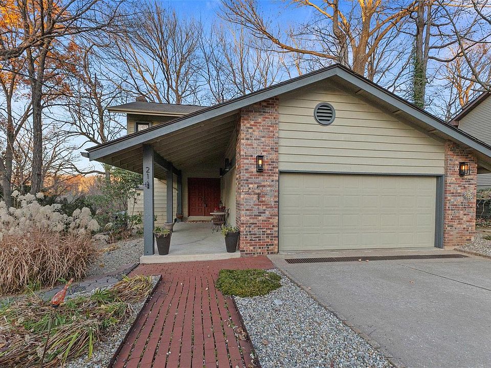 1st image of 21 Chaparral Ln