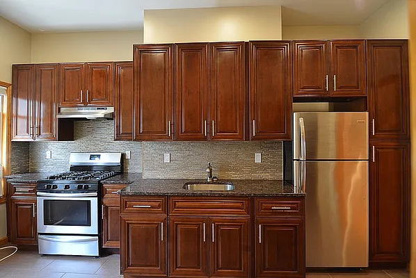 Rented by Hagstrom Management Inc | media 8