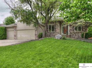 4824 S 167th St, Omaha, NE 68135