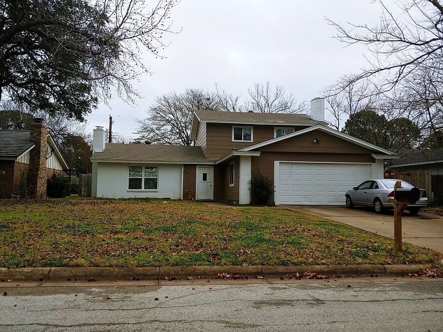1st image of 2716 Hollywood Dr