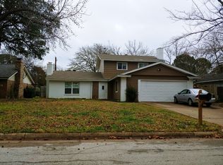 2716 Hollywood Dr, Arlington, TX 76013