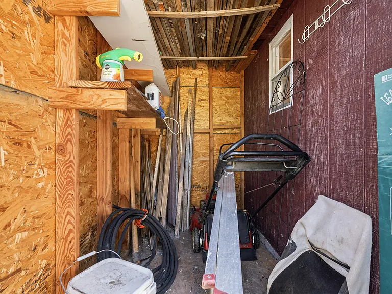 48 Burns Ave #2 — Photo 29