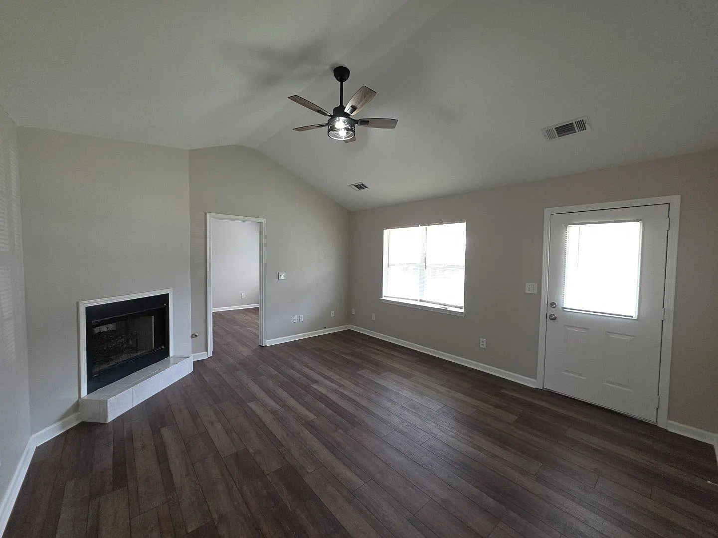 5220 Austin Pl — Photo 2
