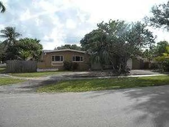 12195 NE 2nd Ave, North Miami, FL 33161